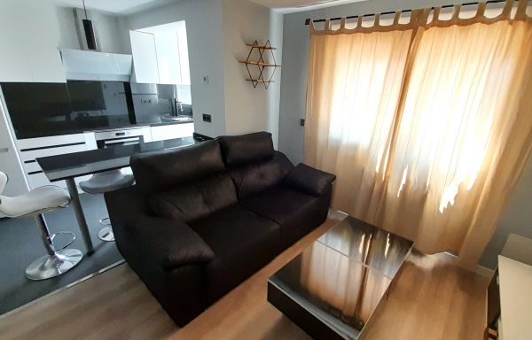 Piso de 2 dormitorios amueblado